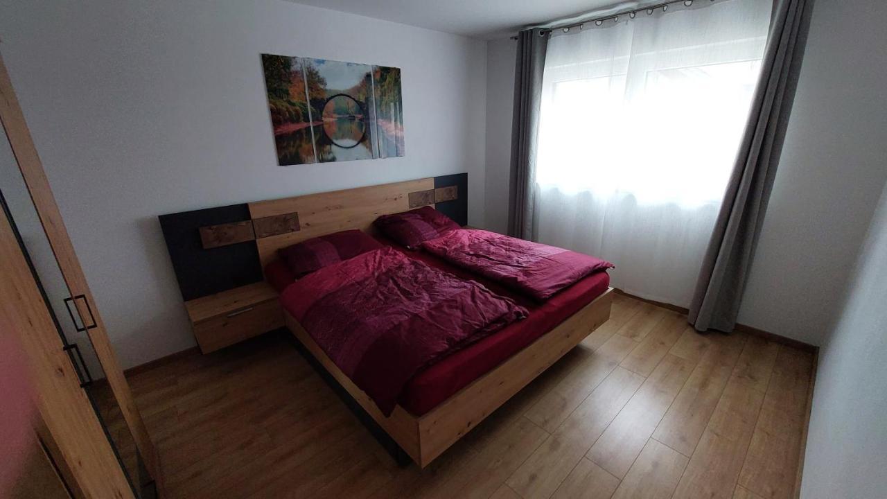 נוסדורף אם אטרסי Ferienwohnung Claudia Mit Terrasse מראה חיצוני תמונה